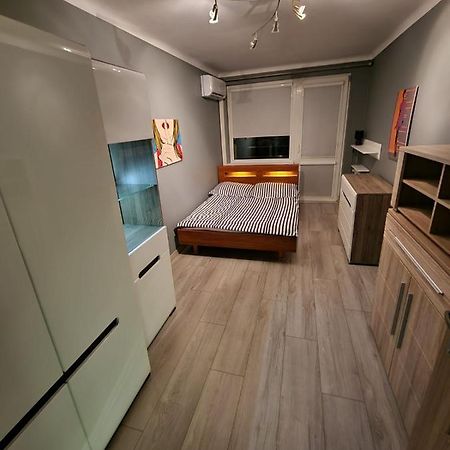Luxury Aparments Klimatyzacja Z Prywatnym Parkingiem Daire Radom Dış mekan fotoğraf